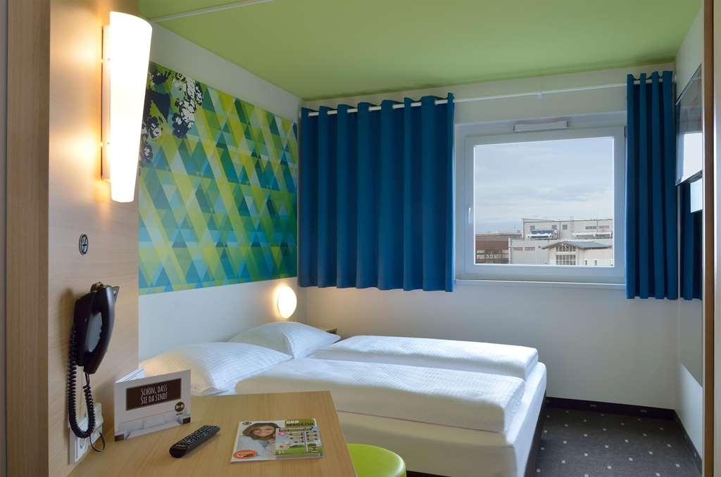 B&B Hotel Erlangen-Sued Room photo