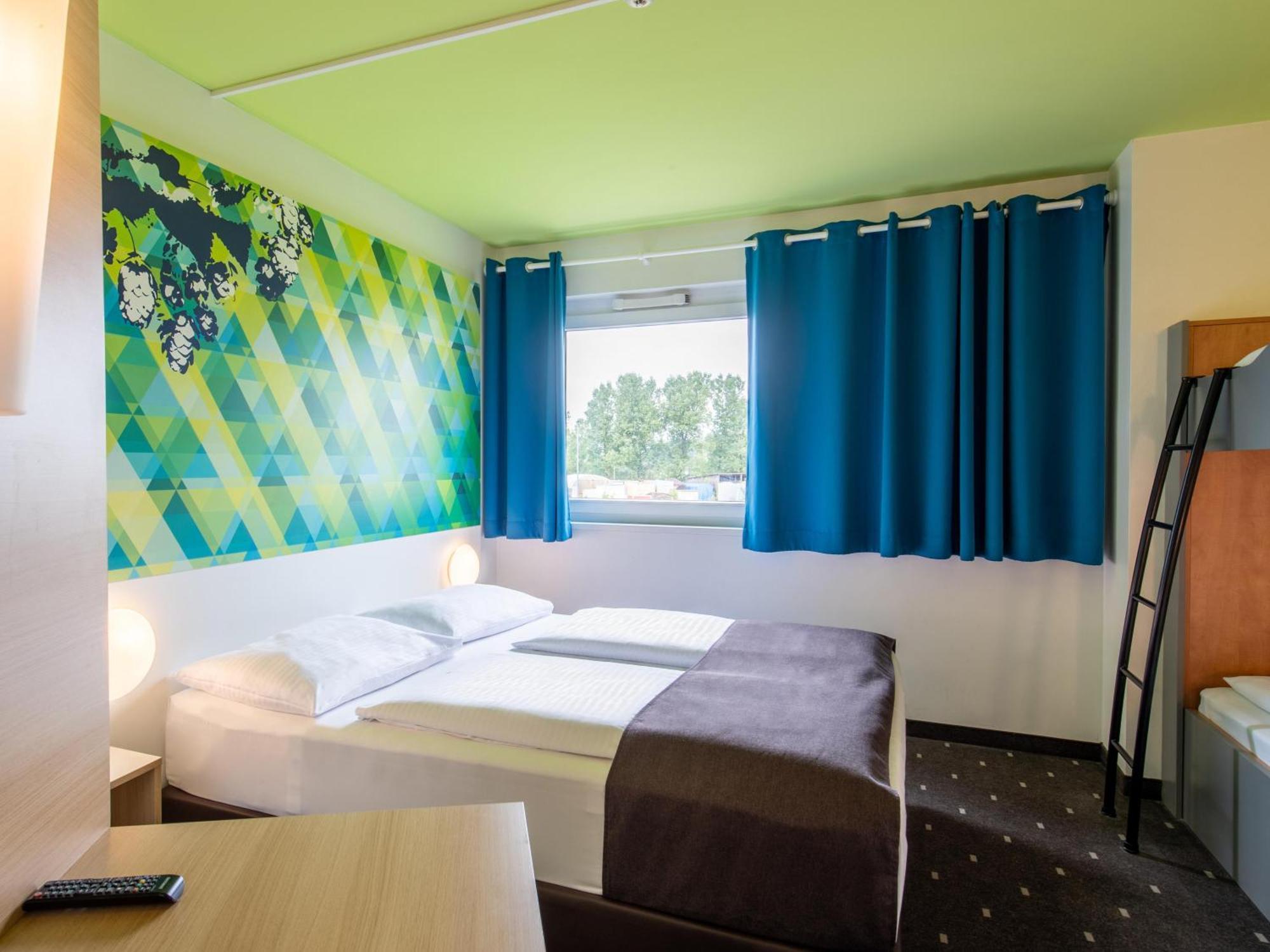 B&B Hotel Erlangen-Sued Exterior photo