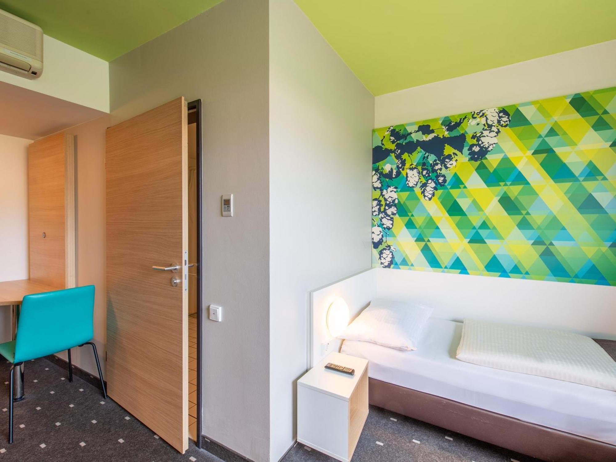 B&B Hotel Erlangen-Sued Exterior photo