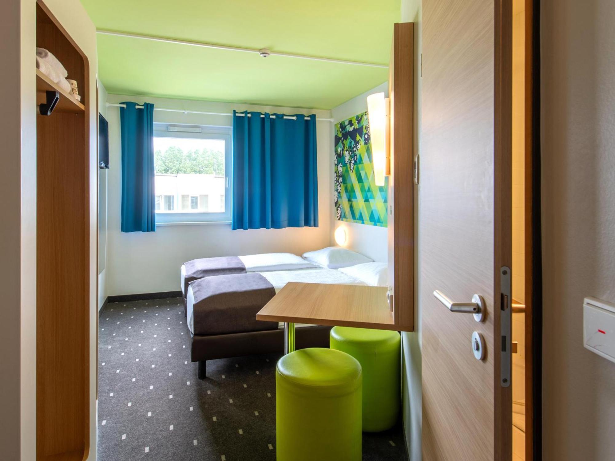 B&B Hotel Erlangen-Sued Exterior photo